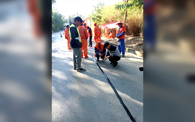 road repairing solution.jpg