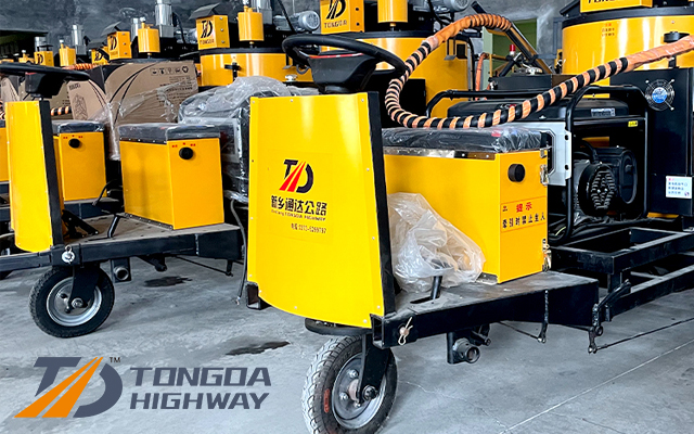 tdzx200 road crack sealing machine 7