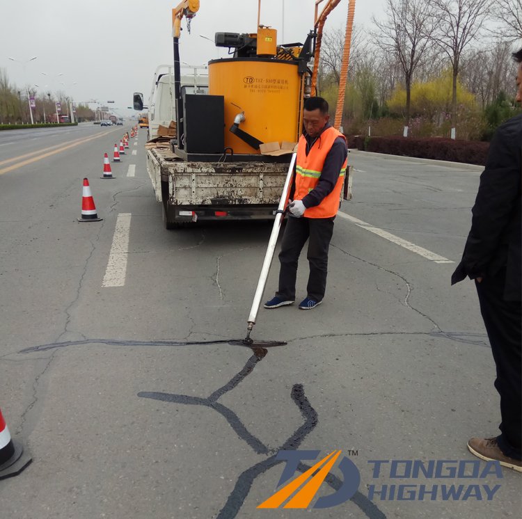 Road Asphalt Sealant