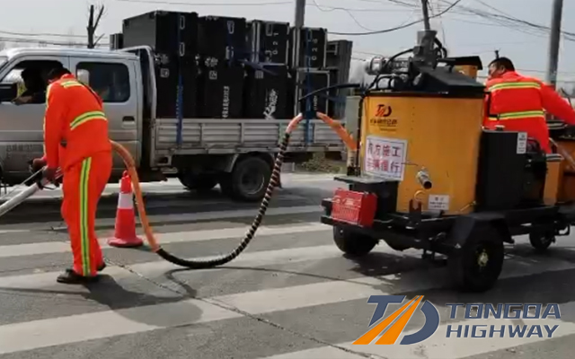 tdzx200 road crack sealing machine 5